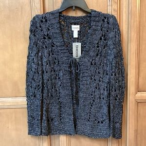 Beautiful Chicos crochet front tie cardigan